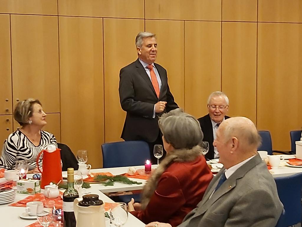 Hannsgeorg Schönig, CDU-Fraktionsvorsitzender, besuchte die Senioren